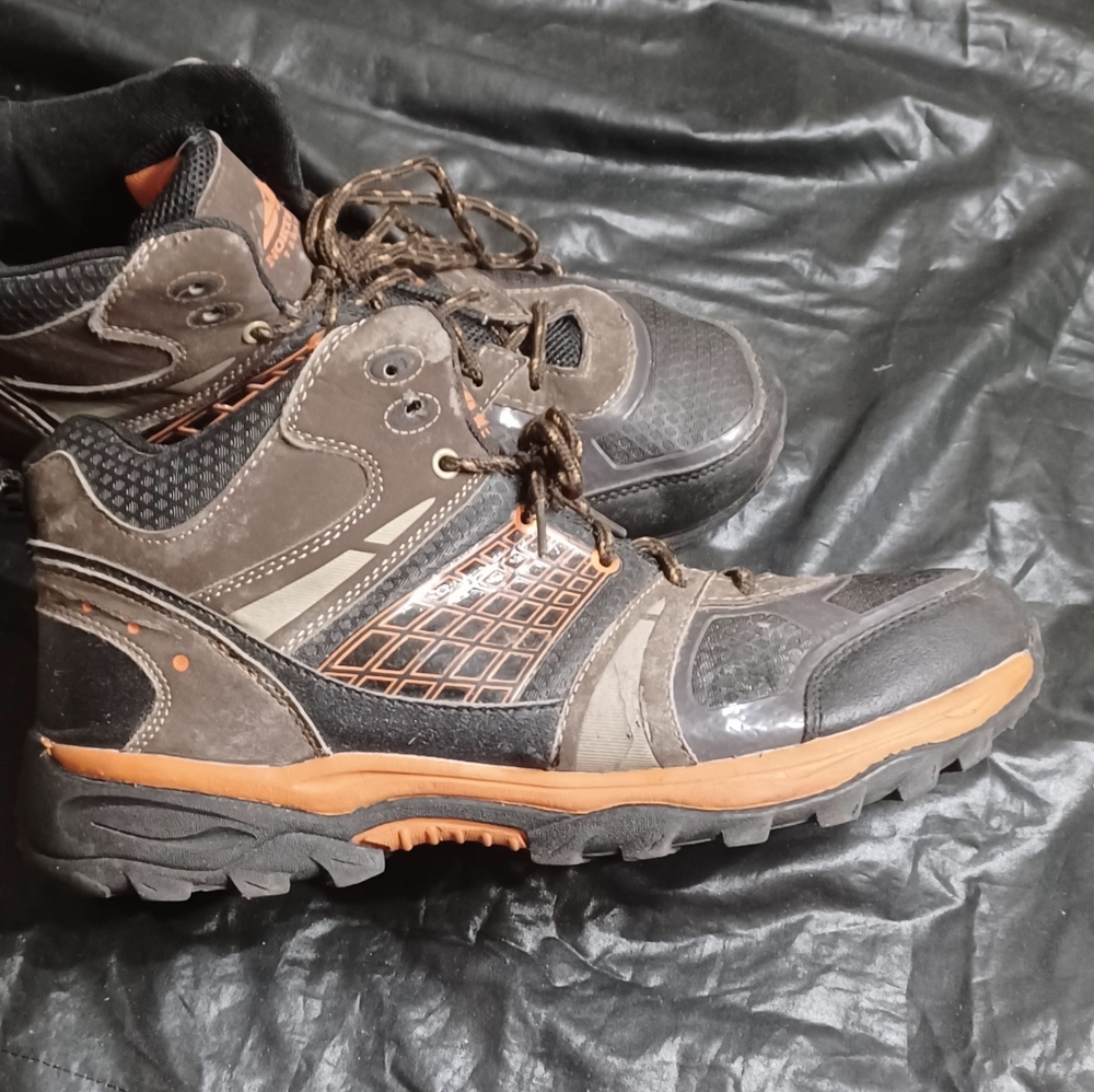 Northwest boot - Picture 3 of 7